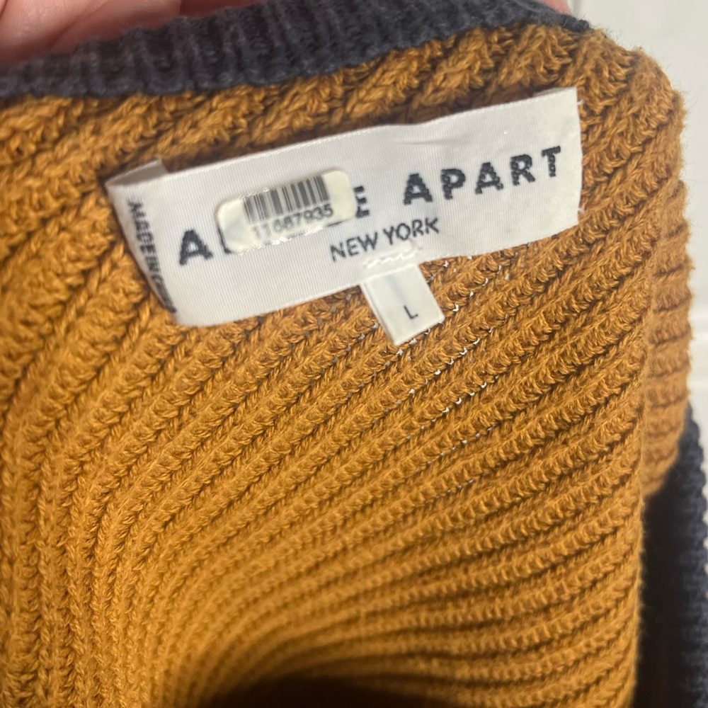Apiece Apart Almeria Button Side Sweater size large women’s fall top - Picture 5 of 8